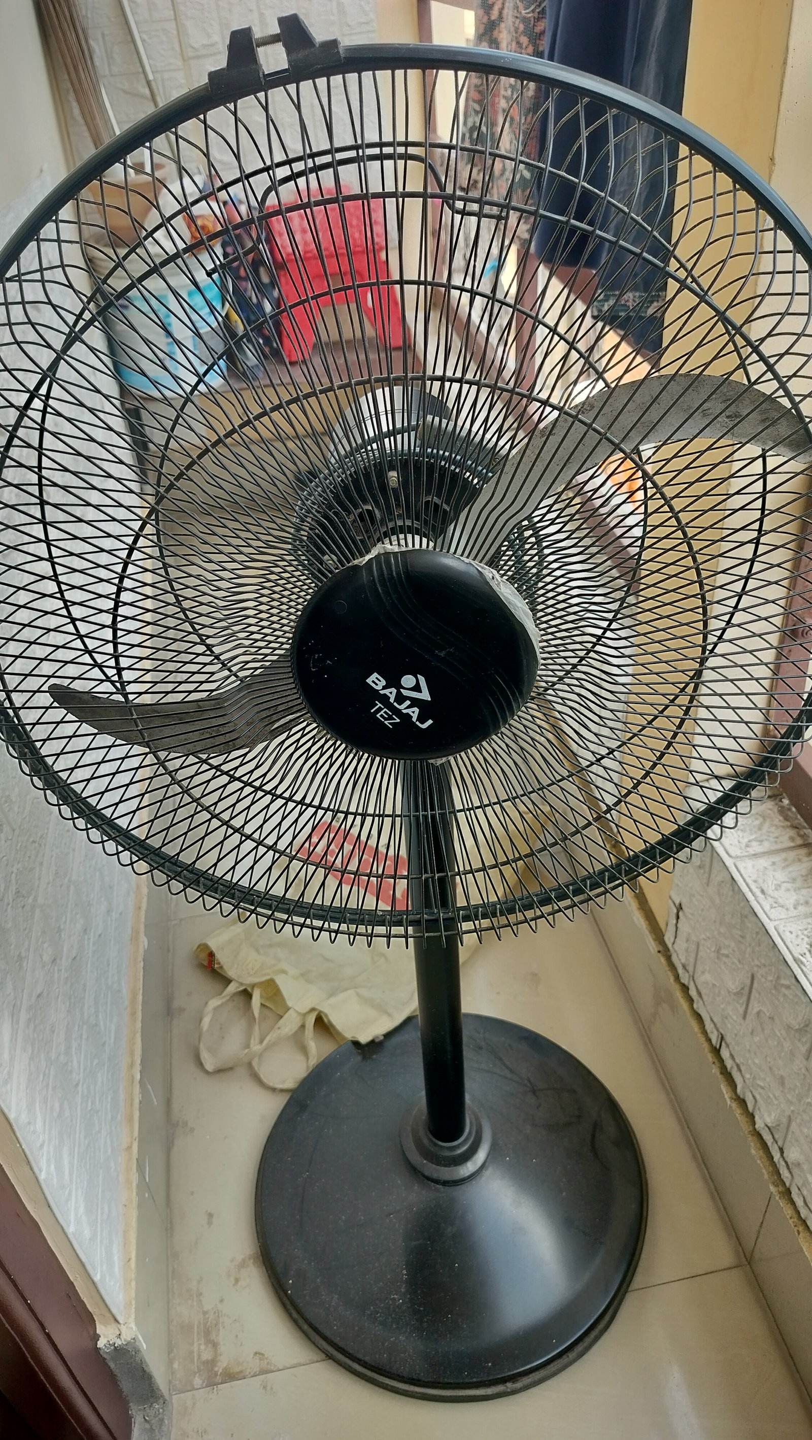 Stand fan